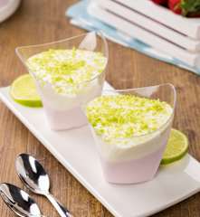 Mousse al lime con cremoso alle fragole