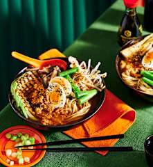 Cheat's chicken shoyu ramen