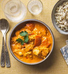 Butter Chicken mit Kürbis und Basmati-Wildreismischung