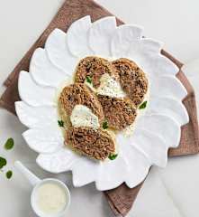 Polpettone in salsa di cipolle