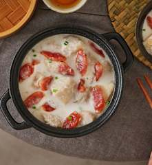 椰香腊肠芋头煲