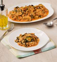 Quinoa con verduras y salsa tahini