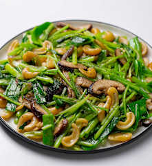 Điều xào cần tỏi