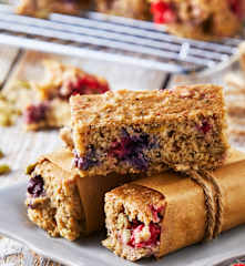 Barritas de avena y moras