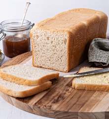 Thermomumma white sandwich bread loaf