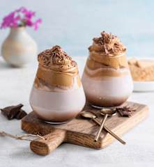 Dalgona Kaffee mit Kakao