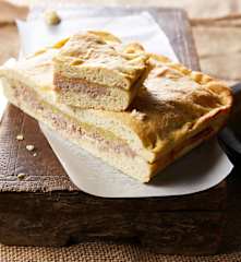 Focaccia à la saucisse
