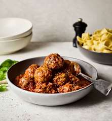 Meatballs in Tomato Sauce