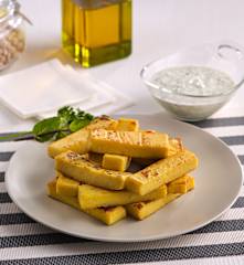 Panisses (bastones de garbanzos)