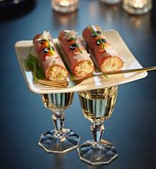 Schinkenrollen mit französischem Salat