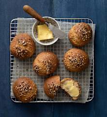 Keto bread rolls