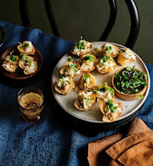 Blue cheese celeriac wonton cups