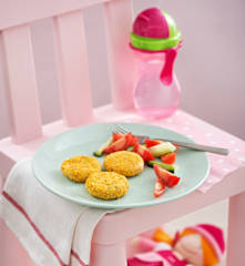 Pasteles de patata y salmón fresco