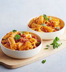 Rigatoni mit Peperoni-Sauce