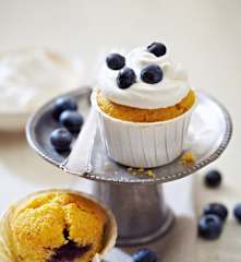 Blaubeer-Muffins mit Blaubeer-Topping