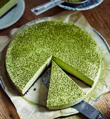 Matcha-Mousse-Kuchen (抹茶慕斯)