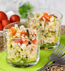 Insalata di orzo vegetariana
