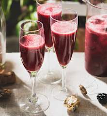 Cóctel de frutos rojos con cava
