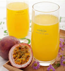 百香果菠萝蒟蒻汁