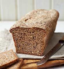 Weizen-Dinkel-Brot