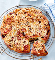 Zwetschgenschnecken mit Bienenstichkruste