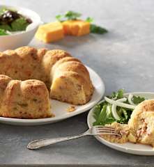 Bundt cake salado de patata y beicon