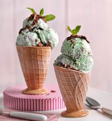 Lody miętowe z czekoladą