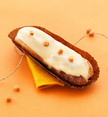 Éclair con caramello al burro salato 