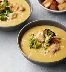 Creamy Vegan Broccoli and Cheese Soup