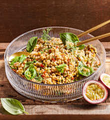 Lauwarmer Buchweizensalat mit Kräutern
