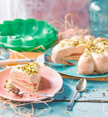 Entremets pistache et rhubarbe