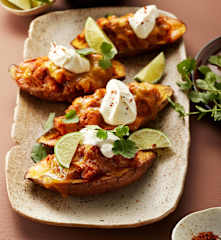 Gefüllte Hackfleisch-Süßkartoffeln