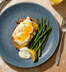 Smoked Haddock, Asparagus and Soft-boiled Egg on Toast