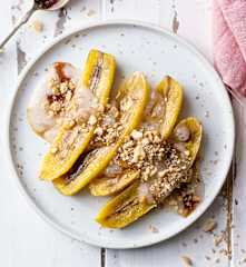 Bananes rôties, sauce à la noix de coco
