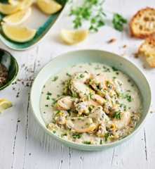 Omułki i małże sercówki w sosie porowym