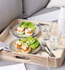 Huevos rellenos de atún y pimiento para dos