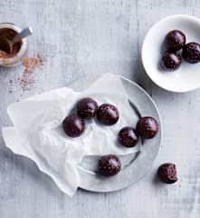 Peanut butter brownie bliss balls (Post-natal)