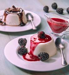 Panna cotta al latte di cocco (vegan)