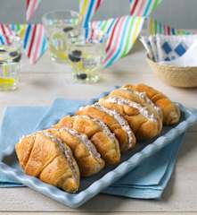 Minicroissants con relleno de jamón y queso