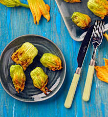 Fiori di zucca ripieni