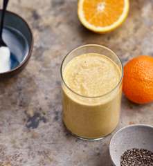 Smoothie de laranja, cenoura e gengibre
