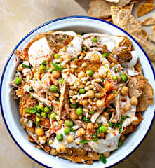 Salade fatteh au poulet
