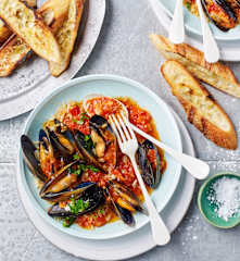 Chilli mussels with risoni