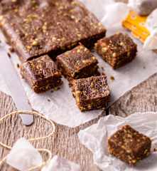 Cranberry and Pistachio Bites