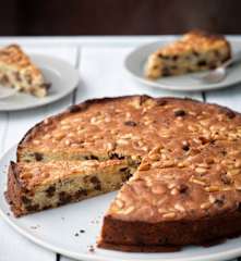 Courgette and Pine Nut Cake