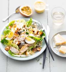 Salade César au poulet et fruits de la Passion