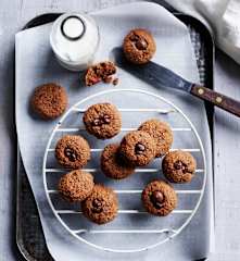 Almond milk chocolate biscuits (Post-natal)