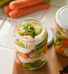 Jardinera de verduras en vinagre