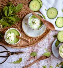 Gaspacho concombre, roquette et mousse wasabi