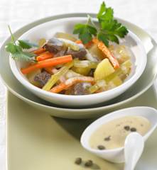 Pochiertes Rindfleisch mit Meerrettichsauce